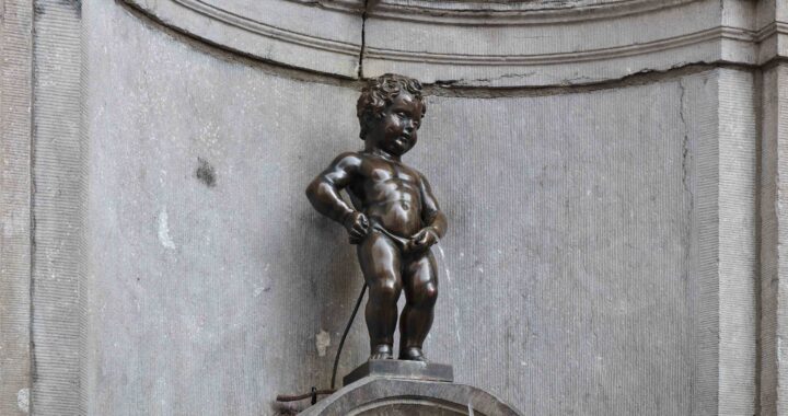 Celebrating 20 Years of Same-Sex Marriage: Manneken-Pis Gets a Fabulous New Suit!