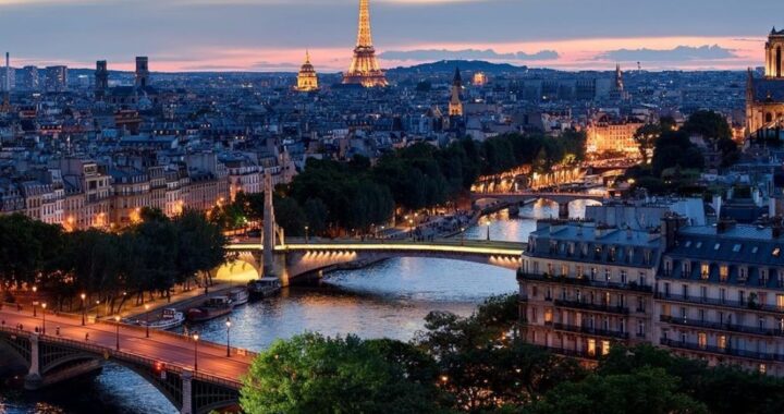 KET in Paris: Dinner on the Seine with Paris Seine