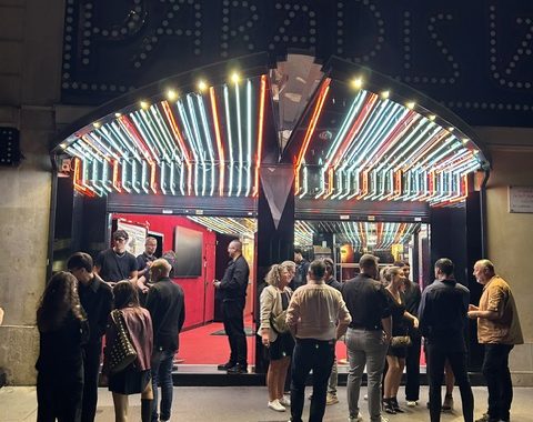 KET in Paris — At Paradis Latin, Even the Waiters Take the Stage